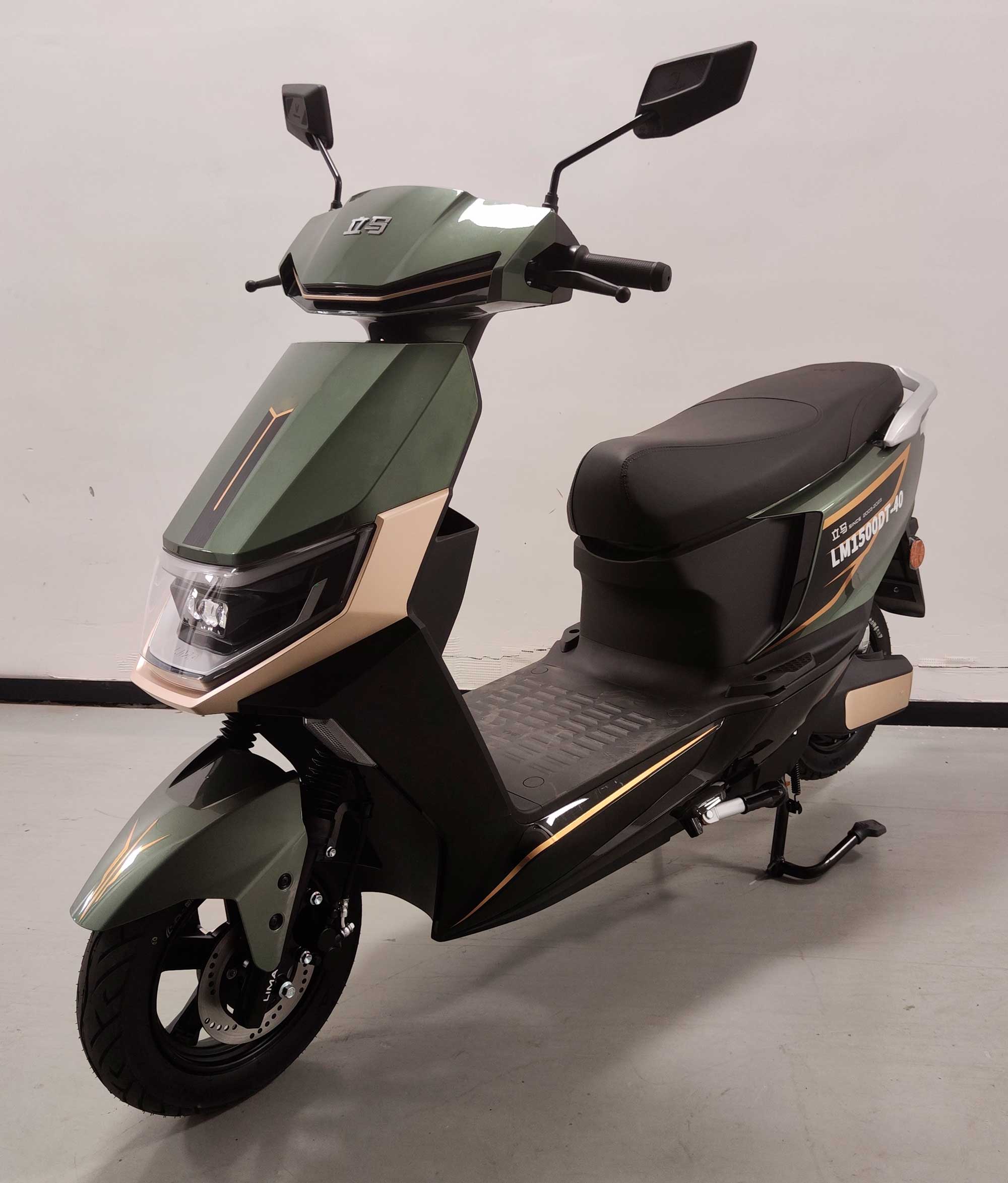 电动两轮摩托车