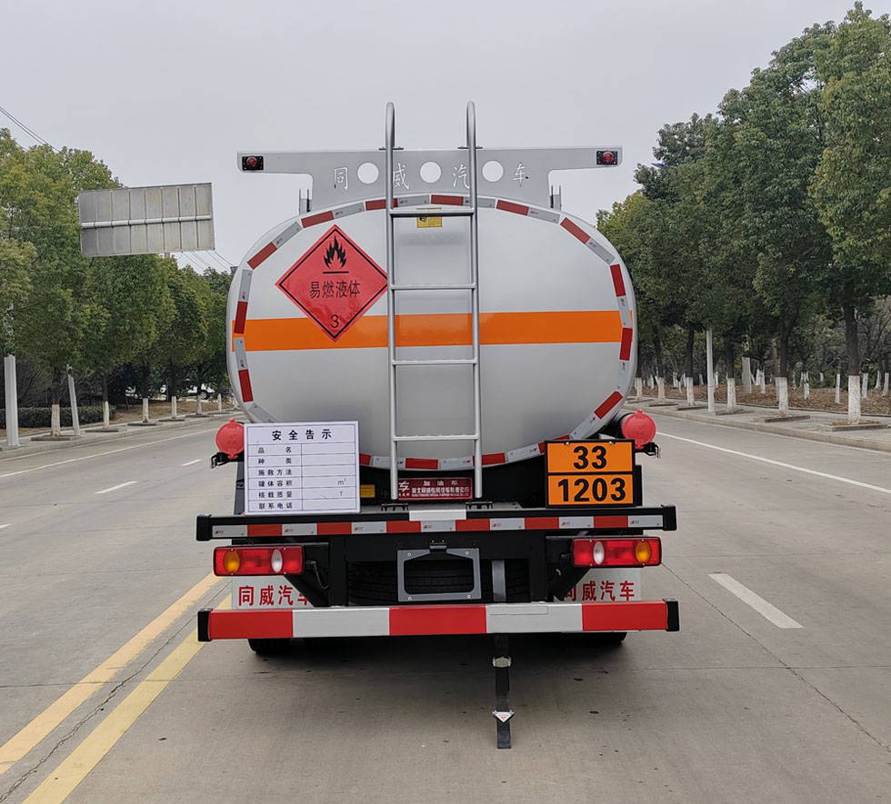 專威牌HTW5128GJYEZ6Q加油車公告圖片