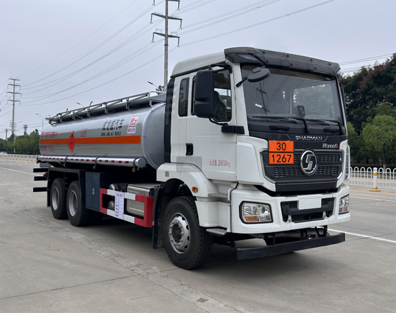 楚飞牌CLQ5267GRY6SX易燃液体罐式运输车公告图片