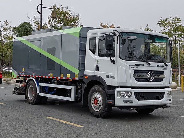 玉骁珑牌YBH5185TWQE6道路污染清除车