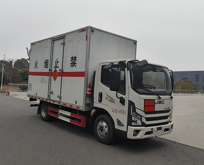 程力牌CL5049XQY6BXW爆破器材运输车公告图片