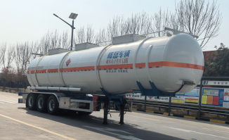 易燃液体罐式运输半挂车
