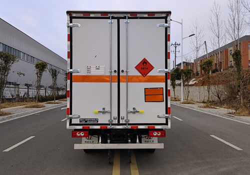 匯力威牌VVV5045XRQBJ6易燃氣體廂式運輸車公告圖片