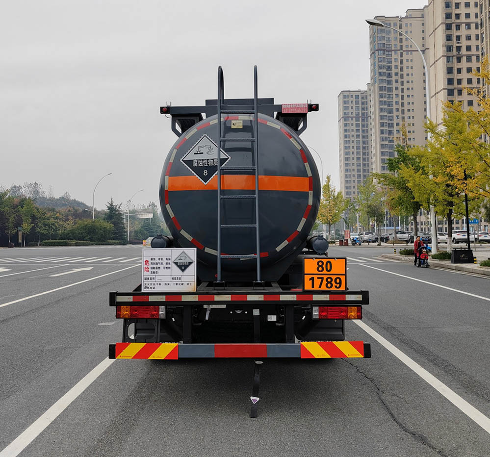 專威牌HTW5320GFWSX6腐蝕性物品罐式運輸車公告圖片