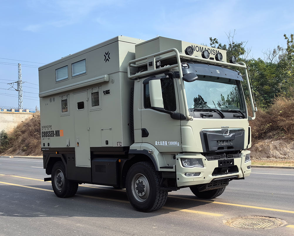 诺马迪森牌LDY5130XLJM6B旅居车
