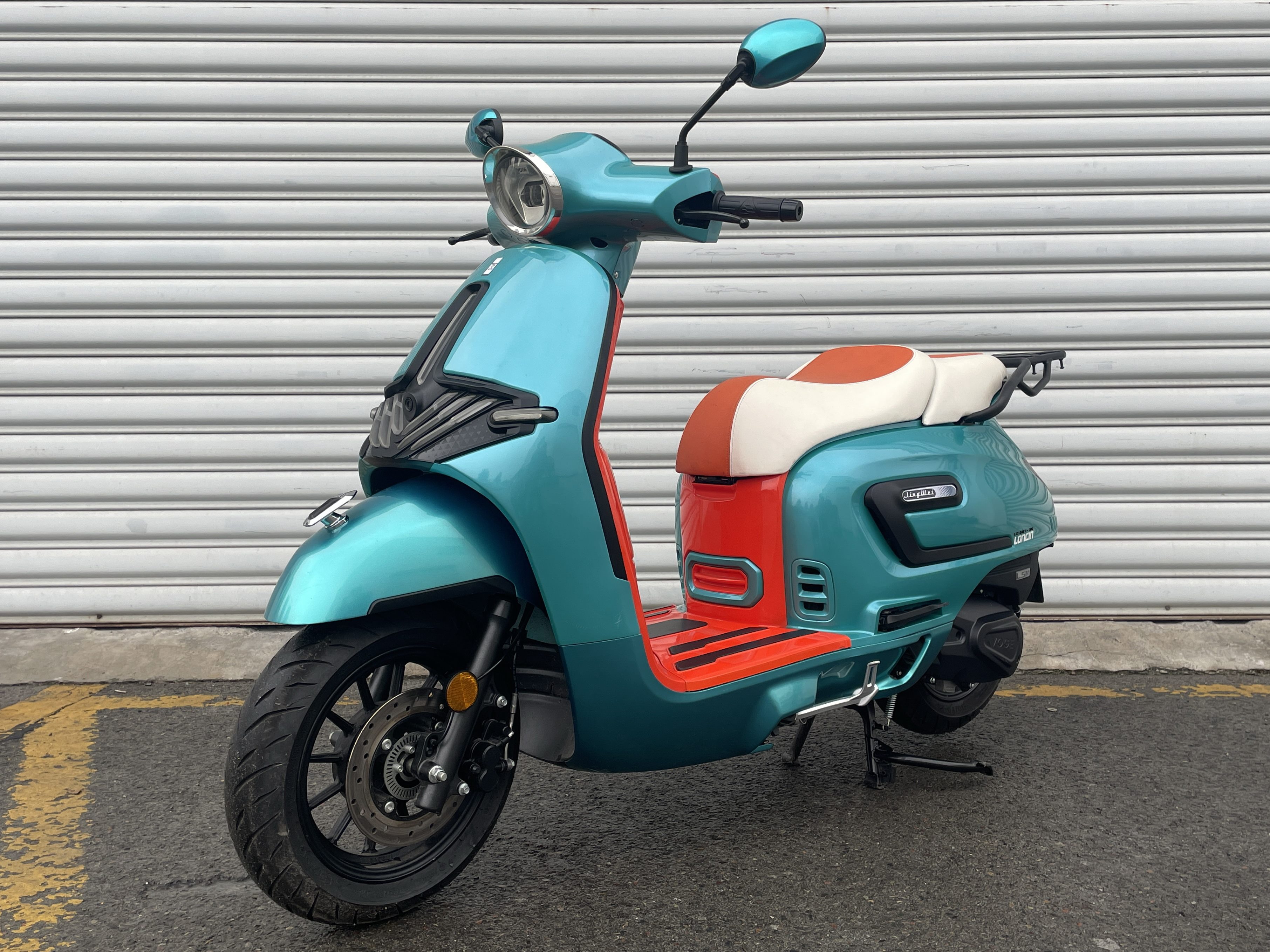 隆鑫牌LX150T-36两轮摩托车公告图片