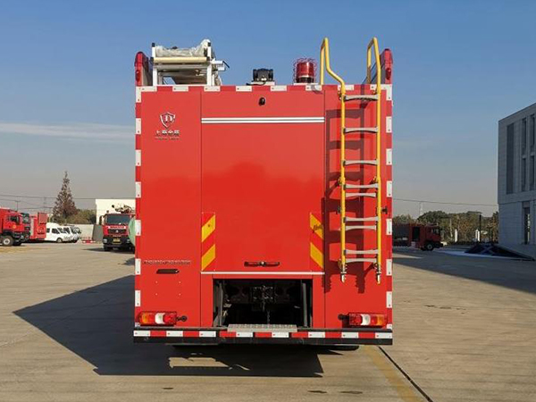 金盛盾牌JDX5380GXFSG180/B6W水罐消防車公告圖片
