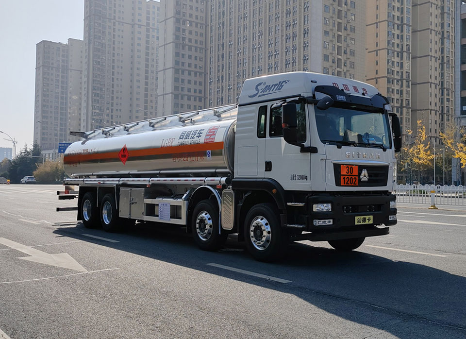 HTW5326GJYZZC6型加油车图片