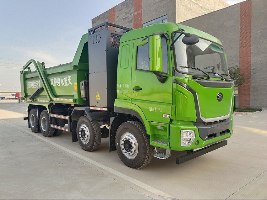 宇通牌 585马力 前四后八 换电式纯电动自卸汽车(ZKH3312P6BEV50B)