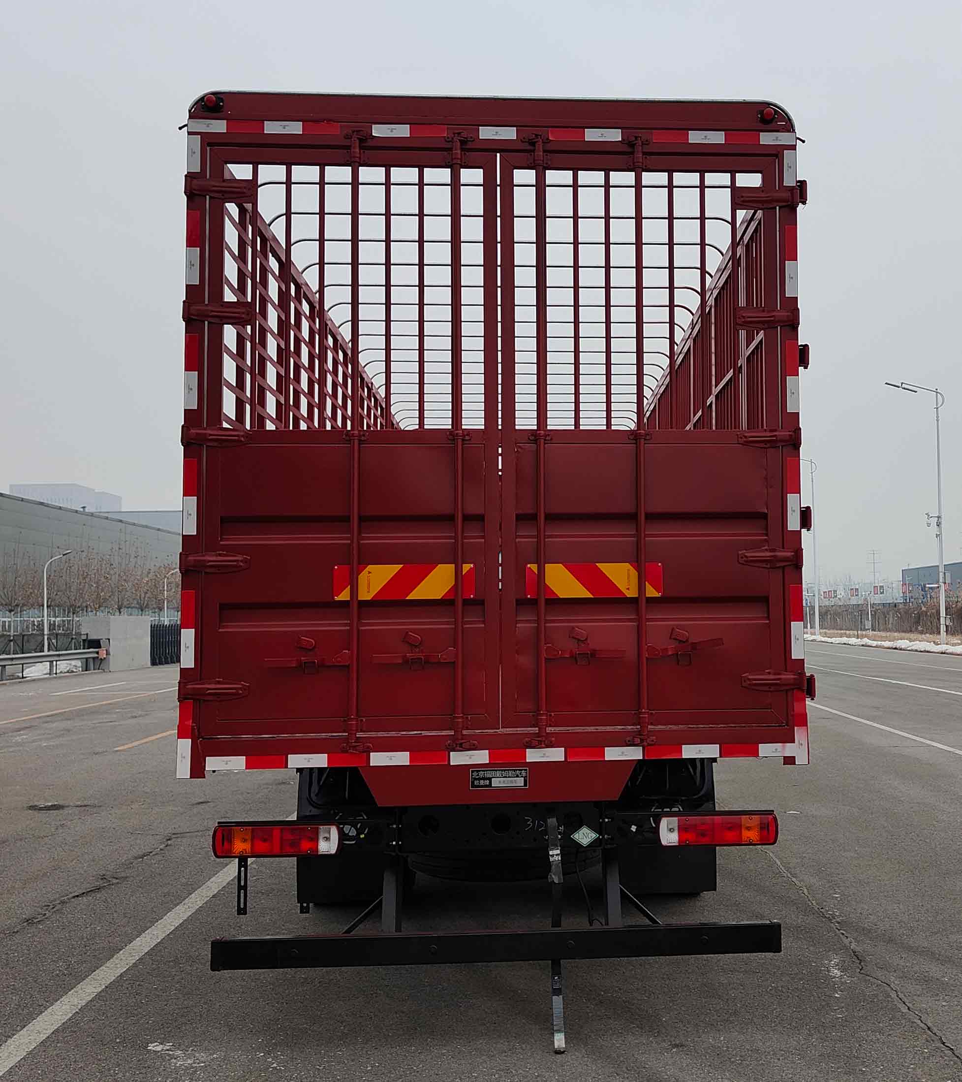 欧曼牌BJ5251CCQL6HPS-01畜禽运输车公告图片