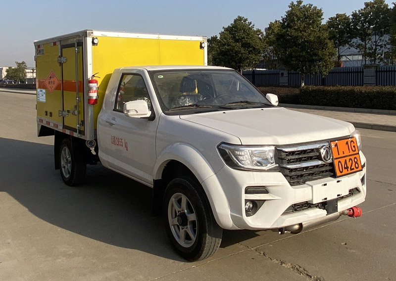 SFZ5030XQYD6型爆破器材运输车图片