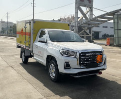 爆破器材运输车