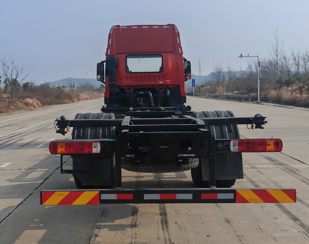 解放牌CA5180ZKXP28K8L8E6A90車廂可卸式汽車公告圖片