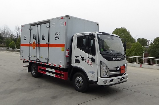 程力牌CL5048XQY6BXW爆破器材运输车