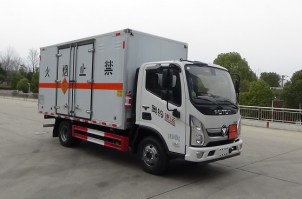 爆破器材运输车