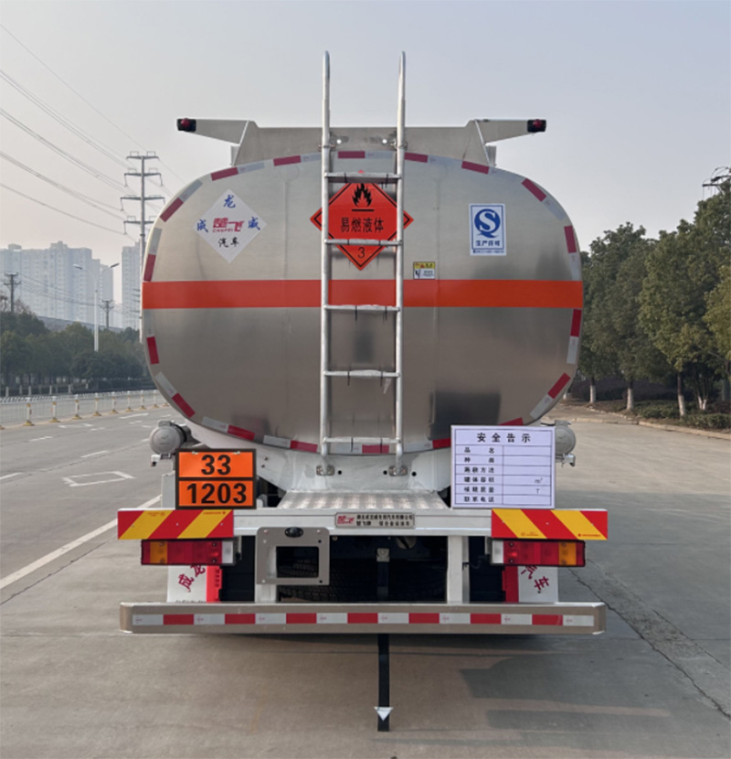 楚飛牌CLQ5322GYY6EA鋁合金運(yùn)油車公告圖片