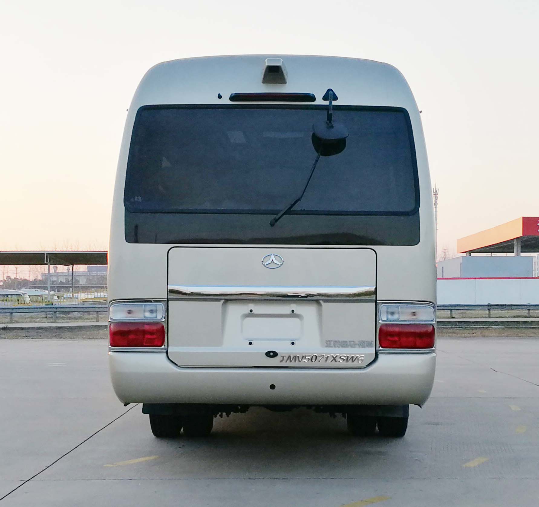 晶馬牌JMV5071XSW6商務(wù)車公告圖片