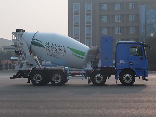 凌宇牌CLY5313GJB30BEV3換電式純電動混凝土攪拌運輸車公告圖片
