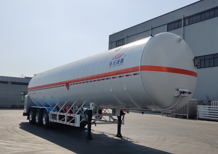 华元诚德牌13.3米24.3吨3轴低温液体运输半挂车(HCD9400GDYT)