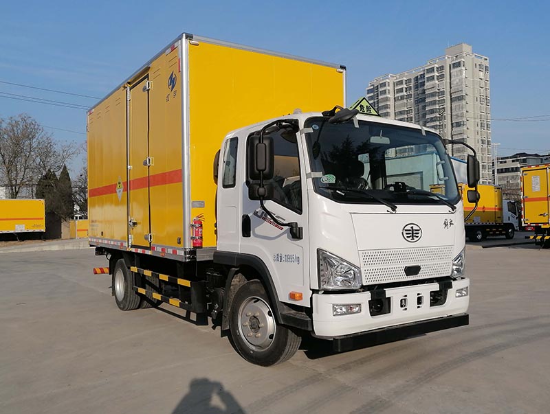HYJ5120XFS-CA型放射性物品厢式运输车图片