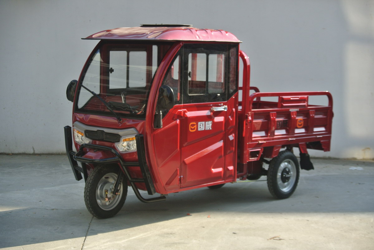 电动正三轮摩托车