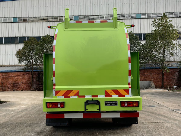 玉驍瓏牌YBH5180TCAD6餐廚垃圾車公告圖片