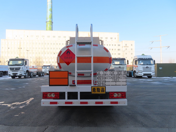 陸平機(jī)器牌LPC5041GJYB6加油車(chē)公告圖片