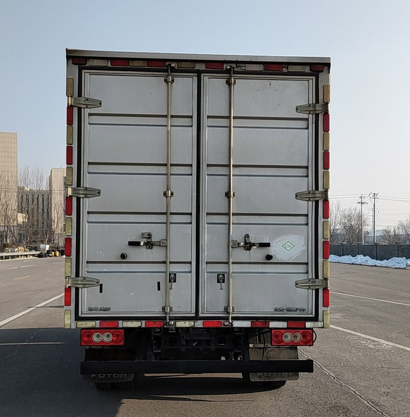 福田牌BJ5045XXY8JCA-AB1廂式運輸車公告圖片