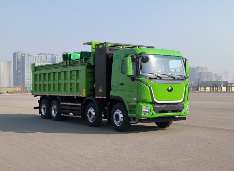 宇通牌 585马力 前四后八 换电式纯电动自卸汽车(ZKH3312P6BEV52)