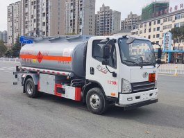 加油车