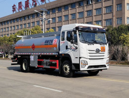 加油车