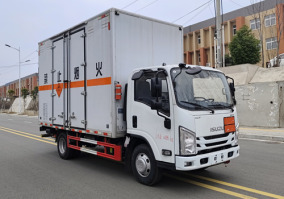 爆破器材运输车