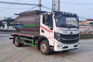 污泥自卸车