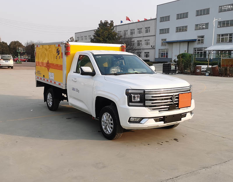红宇牌HYJ5030XQY-JX2爆破器材运输车