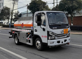 加油车
