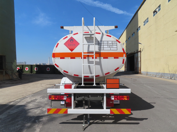 陸平機(jī)器牌LPC5180GJYFZ6飛機(jī)加油車公告圖片