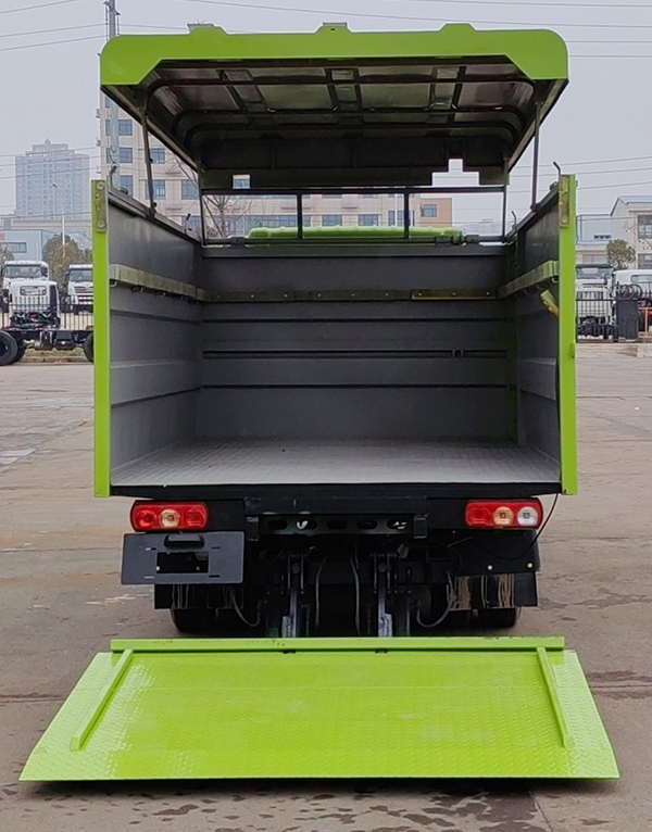 玉驍瓏牌YBH5040XTYSHBEV純電動(dòng)密閉式桶裝垃圾車公告圖片