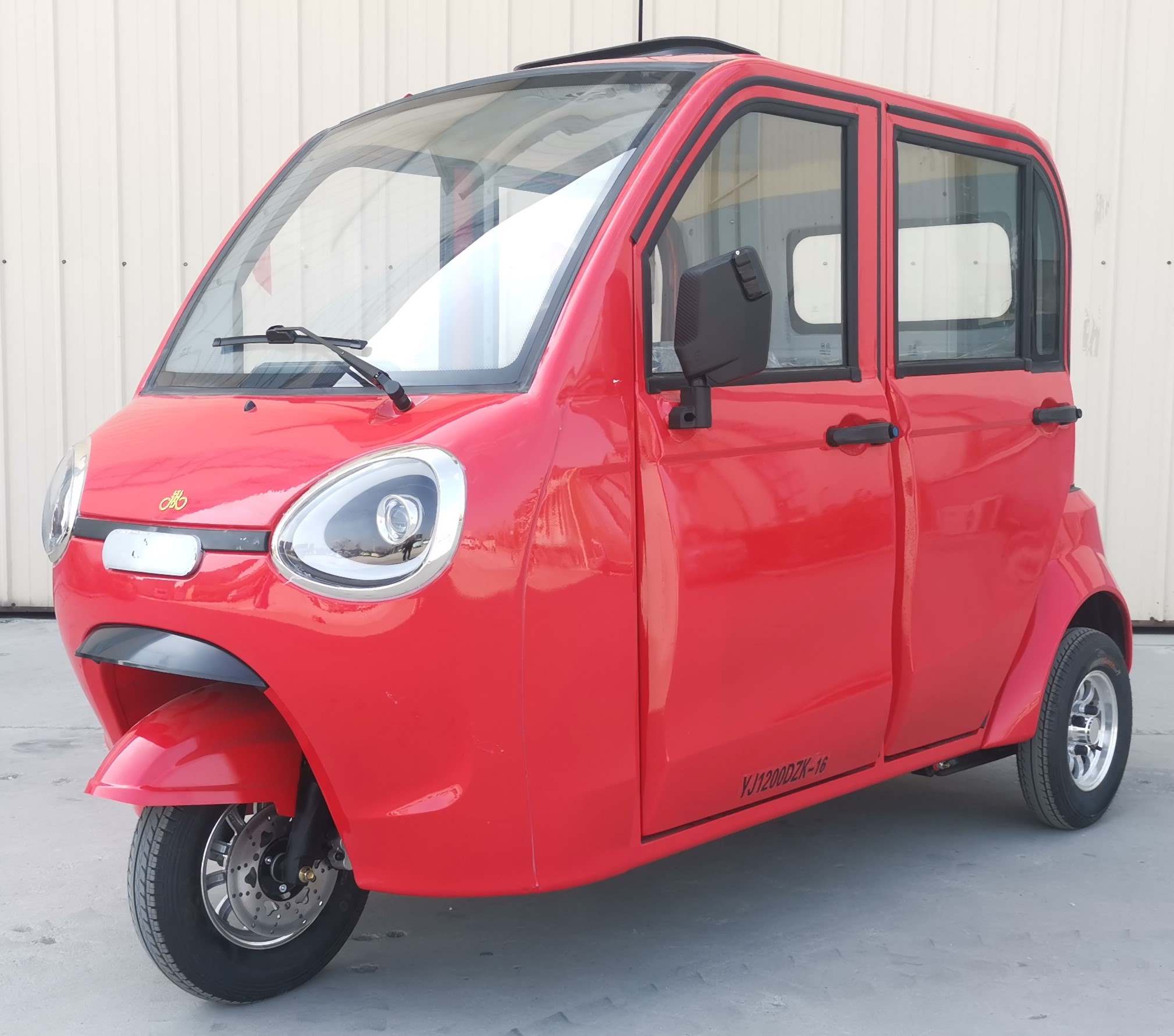 电动正三轮摩托车