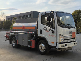 加油车