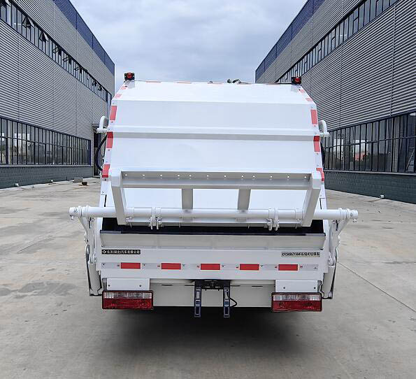 長(zhǎng)灃牌CFC5080ZYS6HF壓縮式垃圾車公告圖片