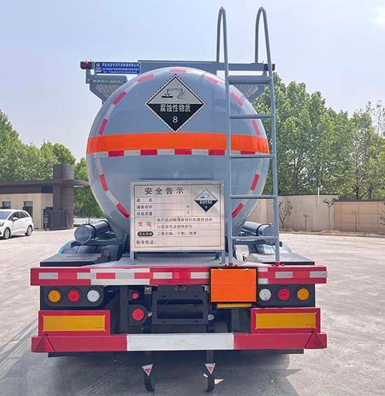 光亚通达牌JGY9403GFW腐蚀性物品罐式运输半挂车公告图片
