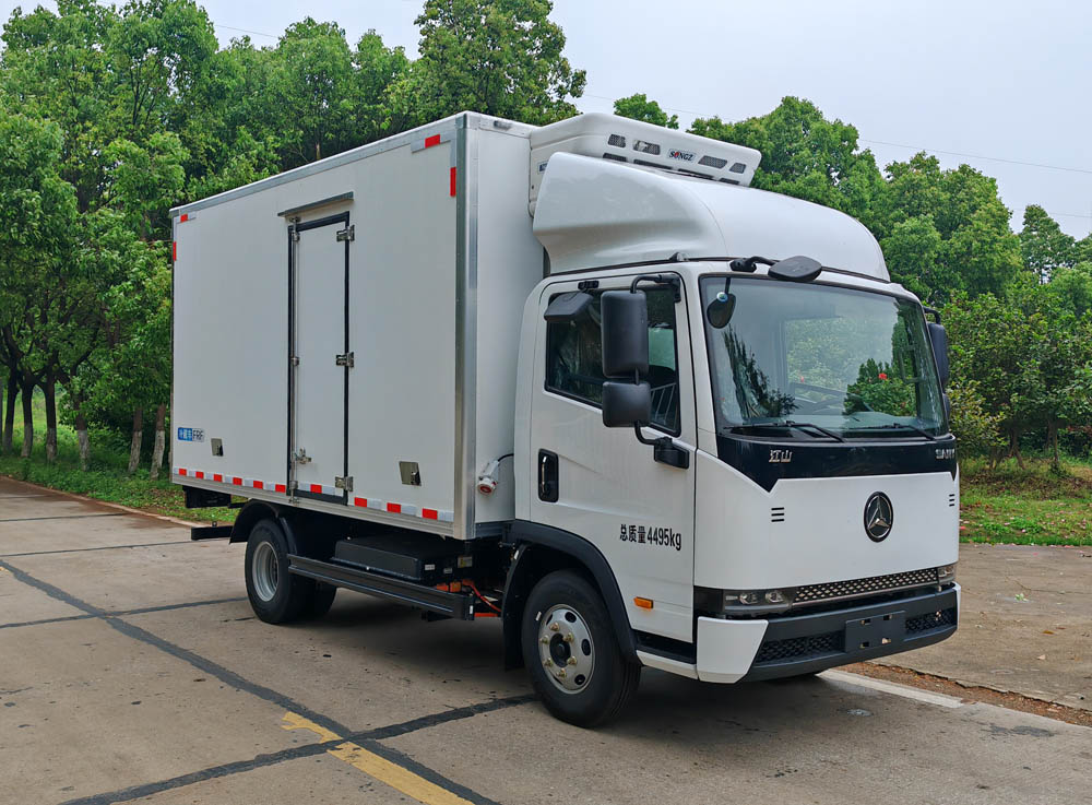 三一牌SYM5040XLC3BEV2纯电动冷藏车