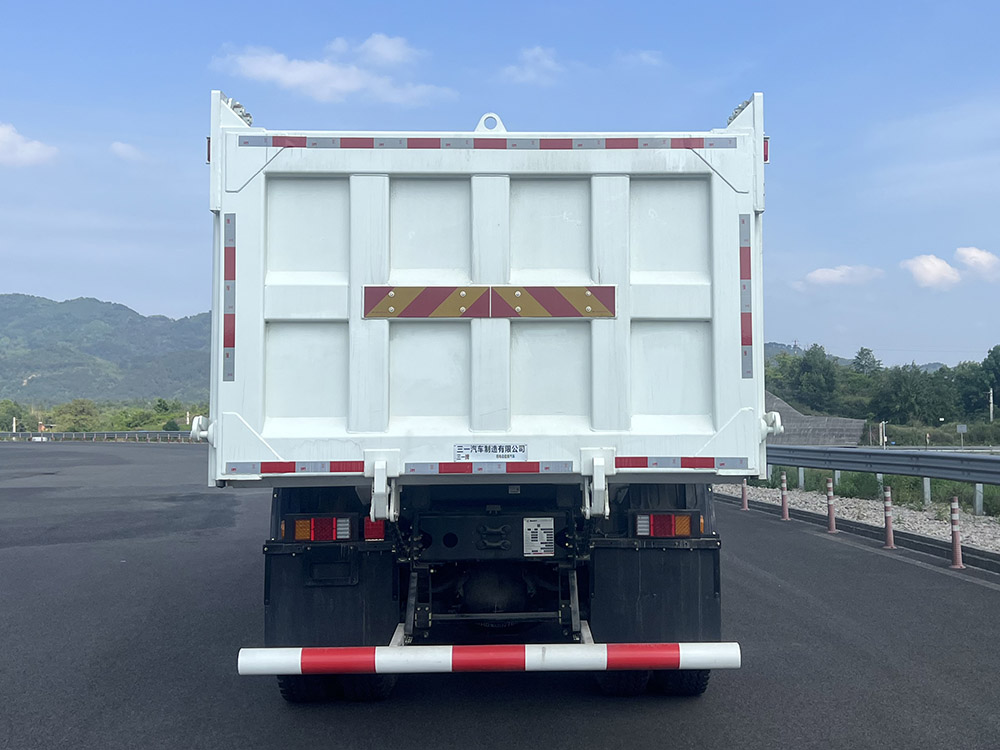 SYM3311ZM6SEV 三一牌551马力前四后八纯电动6.8米换电式纯电动自卸汽车图片
