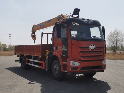 解放牌CA5181JSQP62K1L2A1E6随车起重运输车