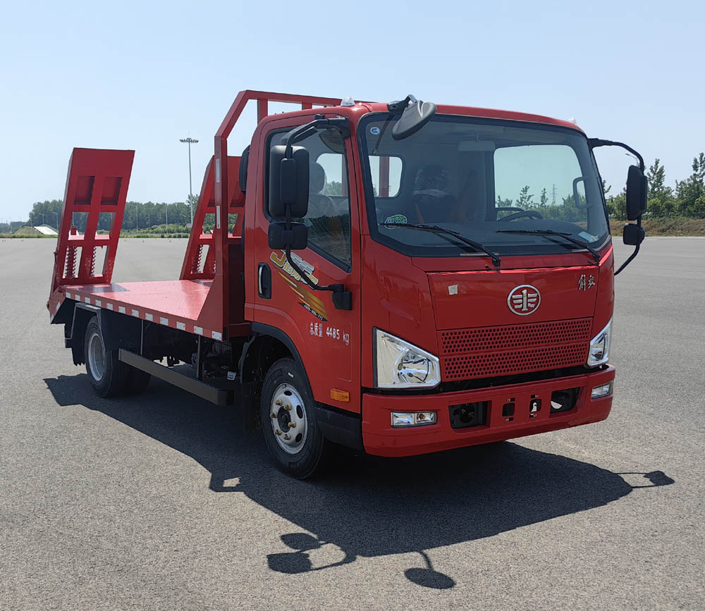 CA5044TPBP40K56L2E6A84型平板运输车图片