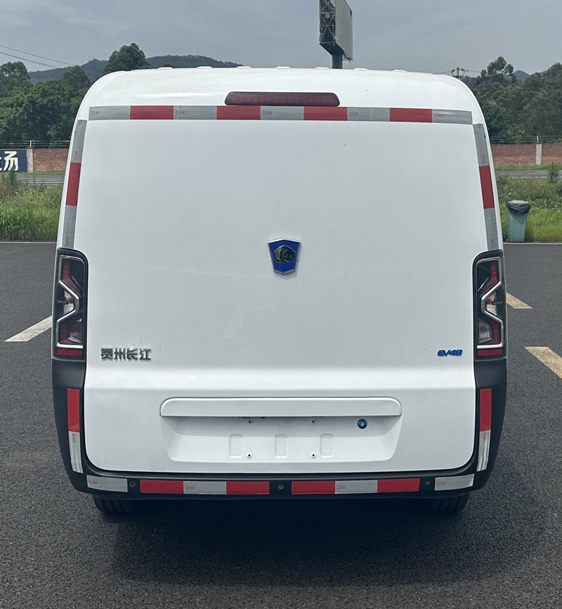 熊貓牌GK5034XXYBEV01純電動廂式運輸車公告圖片