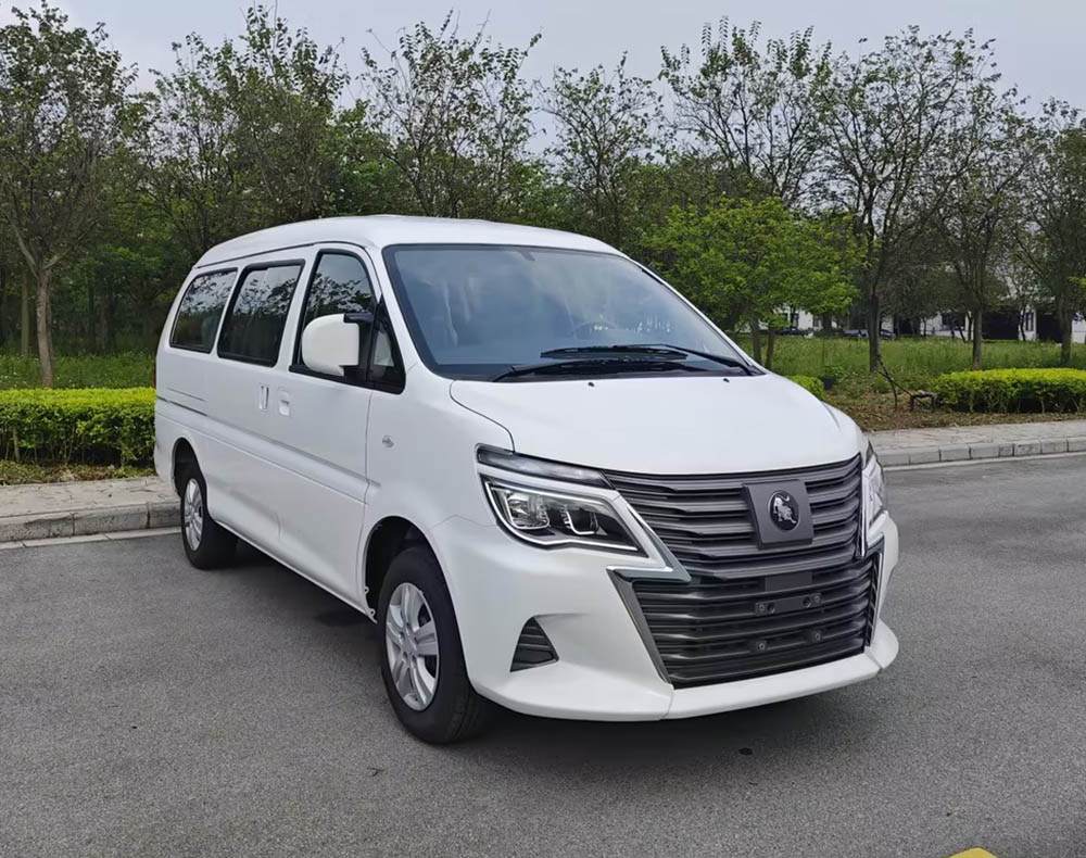 东风牌5.1米5座插电式增程混合动力多用途乘用车(LZ6510N15B0REEV)