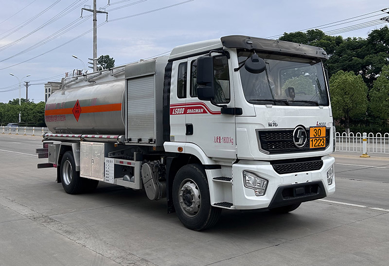 CLQ5185GJY6SXF型飞机加油车图片
