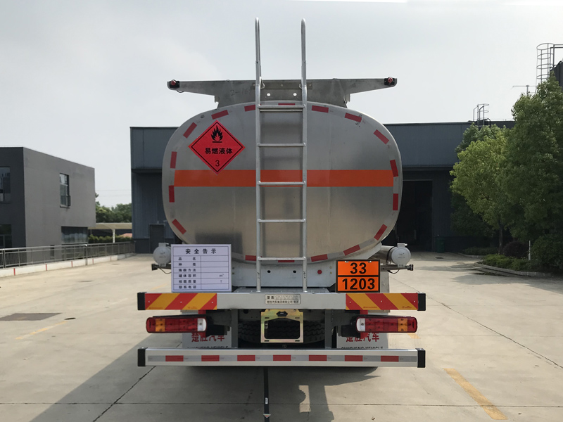 楚胜牌CSC5329GJYZ6A加油车公告图片
