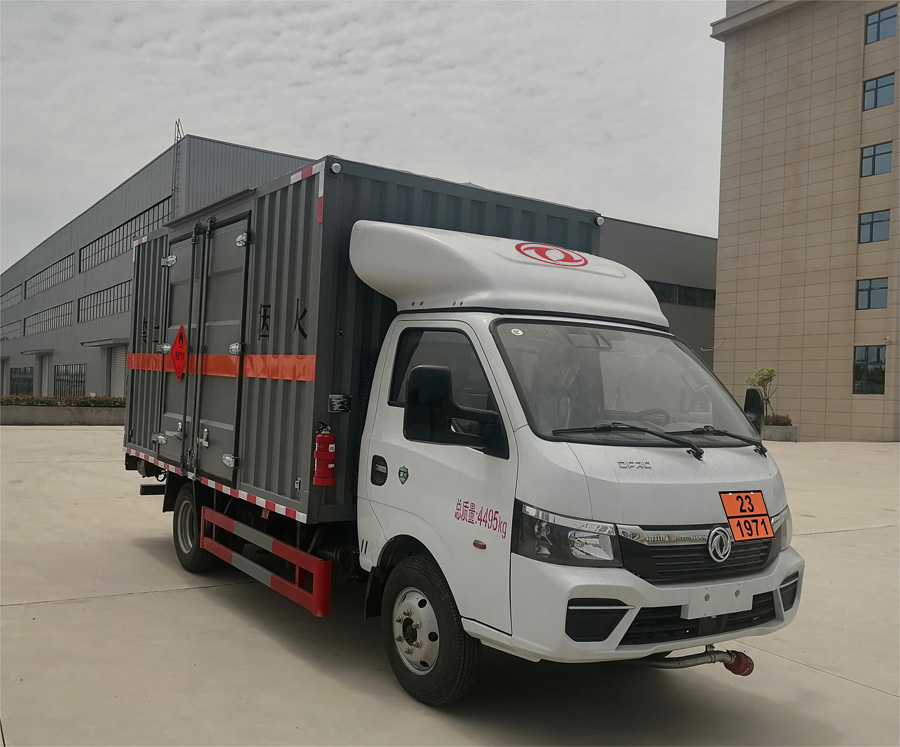 大力牌DLQ5046XRQEQ6易燃气体厢式运输车